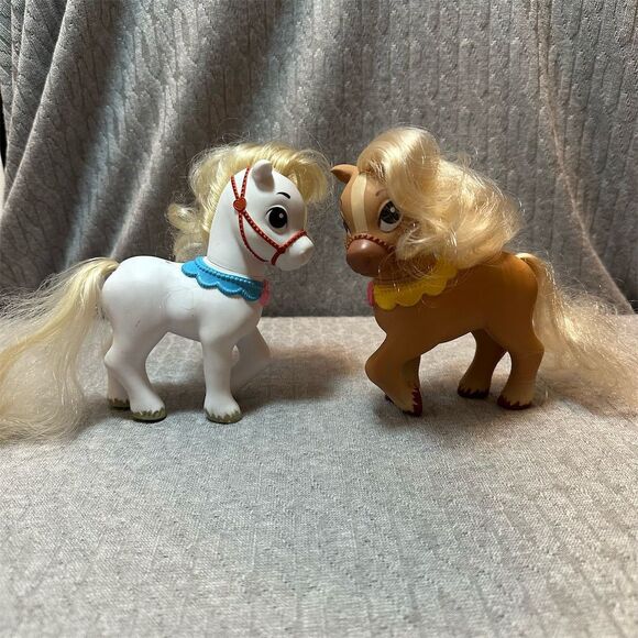 Disney Royal Petite Princess Ponies Lot - Cinderella & Belle Set of 2 - Picture 2 of 5